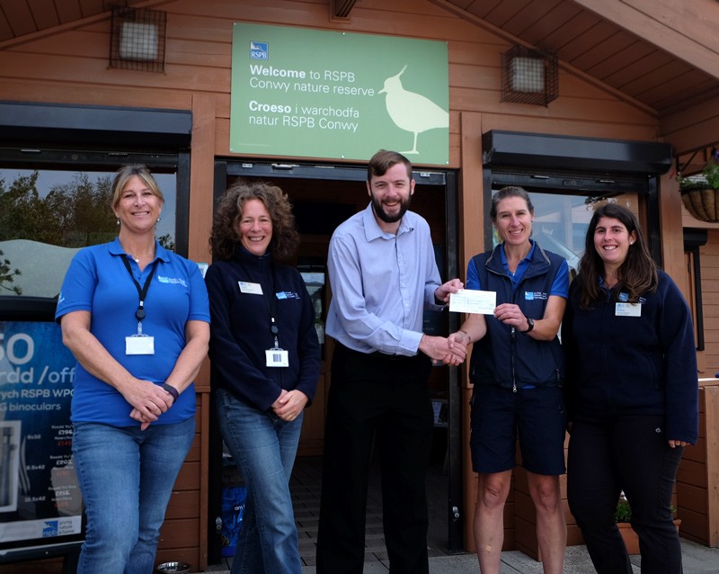 , The Society of International Nature and Wildlife Photographers raises £1,673 for the RSPB