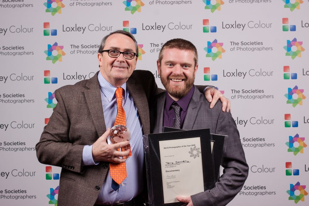 Ben Jones presenting Terry Donnelly with the award