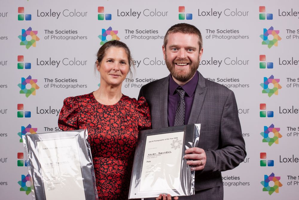 Ben Jones presenting Karen Bennett with the awards.