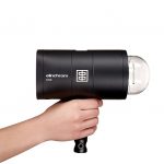 Elinchrom ONE - portable off-camera flash