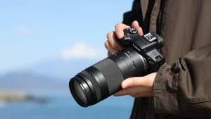 , Bring life even closer with the new RF 75-300mm F4-5.6 telephoto zoom lens
