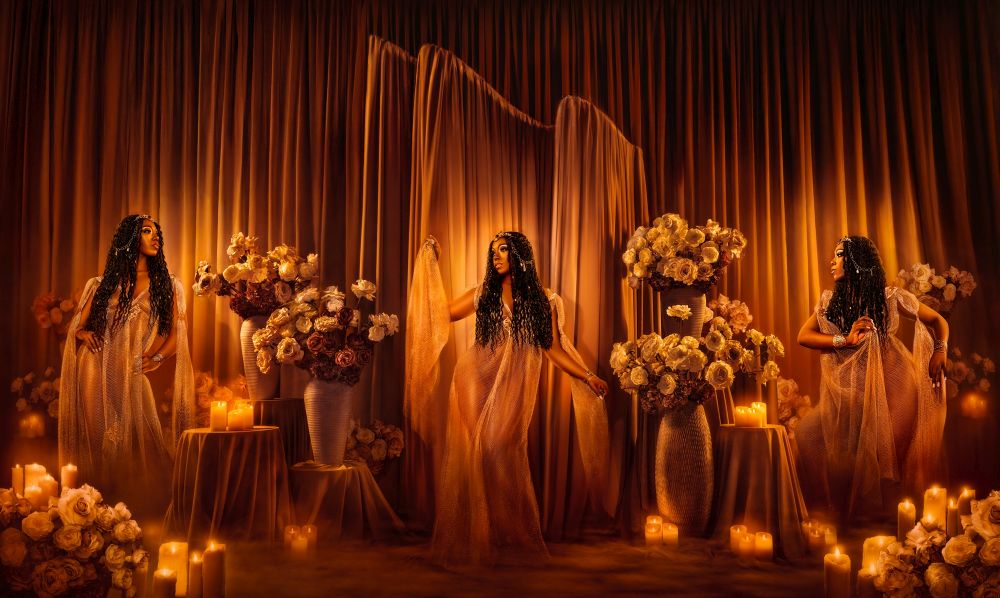 , 20 x 16″ Fashion Photographer of the Year 2026