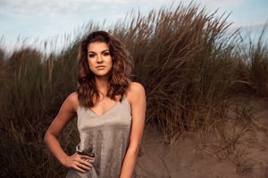 difference between vibrance and saturation