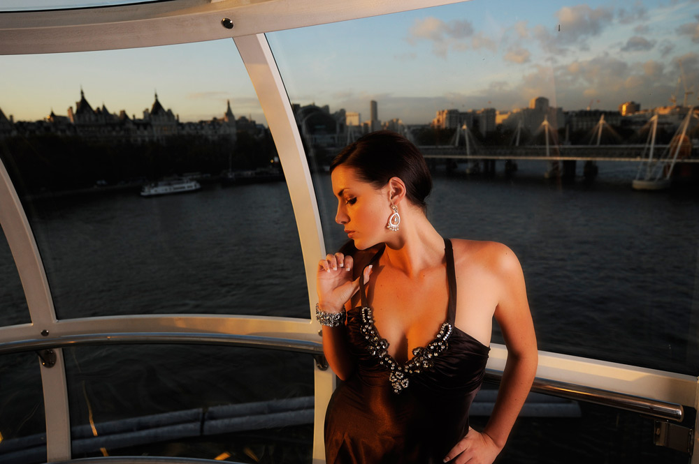 off-camera flash portraits